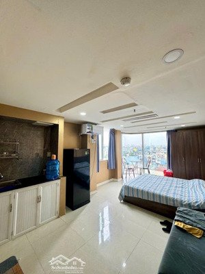 cho thuê phòng 40m2 cửa sổ lớn đón nắng full nội thất ngay đường lê văn sỹ, thuận tiện di chuyển q1