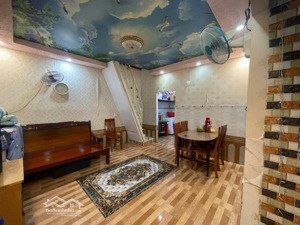 cho thuê nhà riêng, dt rộng, 1 trệt 1 lầu, 3pn, 4wc, gần chợ đầu mối thủ đức