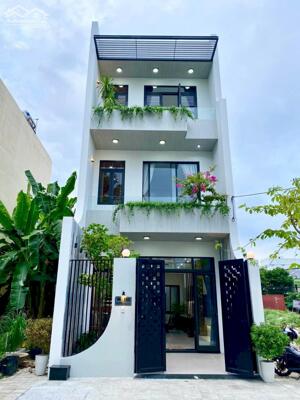 BÁN NHÀ 1 TRỆT 2 LẦU - TRUNG TÂM TP. TÂN AN, LONG AN