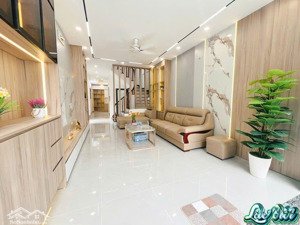 đại từ nhà đẹp lung linh 6 tầng thang máy, dt giá hơn 9 tỷ
