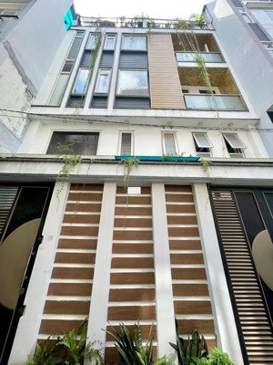 siêu hiếm!! nhà 4 tầng đường thành thái- 8x12- 10pn- vừa ở vừa kd dòng tiền 500 triệu- 17.8 tỷ tl