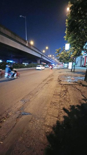mặt phố nguyễn xiển - kinh doanh sầm uất dt 61m2 mt 4m 11 tỷ trung tâm thanh xuân