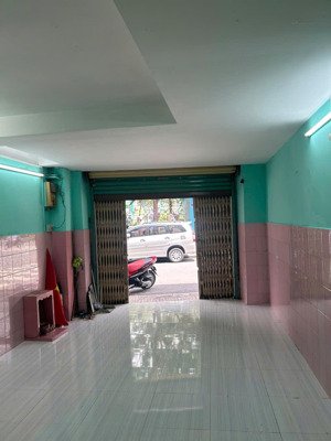 cho thuê nhà mặt tiền đường xóm vôi, q.5 vị trí đắc địa, kinh doanh mọi ngành nghề .