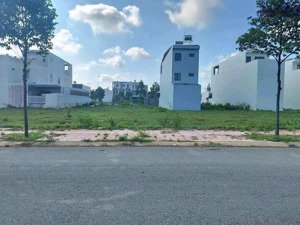 bán lô đất 82m2/1,2tỷ. võ văn vân, vĩnh lộc b, bình chánh tp hcm. gần chợ vĩnh lộc b. sổ hồng riêng