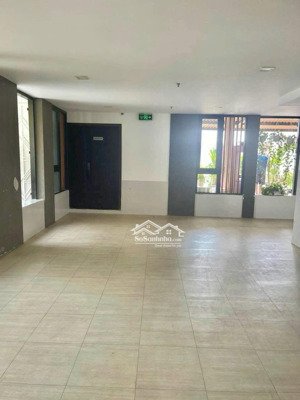 bán căn hộ penthuose sân vườn belleza q7-80m2,3pn+ sổ hồng-giá bán chỉ : 3.7 tỷ ( cực tốt )
