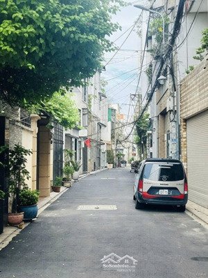 hàng ngộp giá rẻ! hxh 6m phan đình phùng q. phú nhuận, dt: 4.3 x20m, 2 tầng, giá chỉ 12 tỷ tl