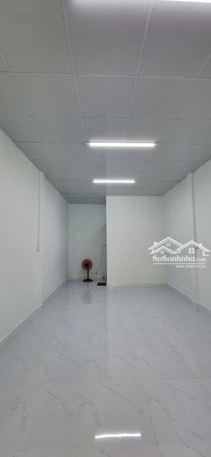 cho thuê nhà mới sữa chửa lại.