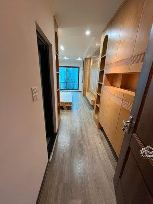 chính chủ cho thuê nhà ngõ 120 kim giang, thanh xuân 50m2,6 tâng nhà đẹp thang máy xịn 28tr/th