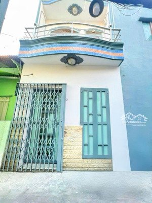 bán nhà 02 tầng, đoàn văn bơ phường16 - q4