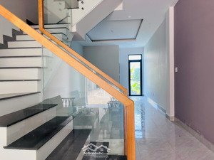 bán nhà phố mặt tiền kinh doanh nguyễn chí thanh thuận an, bình dương (gần chợ búng)