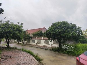 bán đất tại kđt mới xuân hòa, vị trí đẹp, xây biệt thự nhà vườn ở sướng, 302m2, mt 14m, giá 9 tỷ