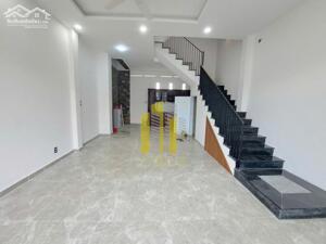 NHÀ CHO THUÊ PHƯỜNG AN PHÚ SÂN RỘNG - 2 LẦU 3 PHÒNG GIÁ 21 TRIỆU
