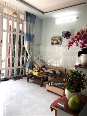 nhà nguyên căn 2 tầng -sạch sẽ - gần bv thủ đức - phạm văn đồng -đường ô tô tận cửa