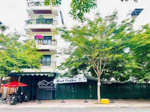 cần bán lô cặp đường số 7 kđt hà quang 2, trục đường rộng 22m vỉa hè rộng.