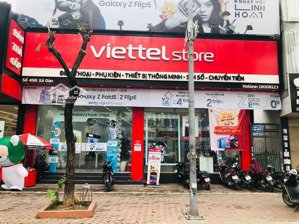 cho thuê cửa hàng tại phố hoàng cầu dt 200m + lửng 80m , mt 6m dễ nhận diện thương hiệu