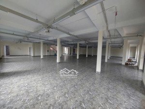 ct mb kinh doanh, kho xưởng toà 3 tầng, dt sàn 1800m2 đường an hạ, hoài đức, xuất vat, pccc, 50k/m2