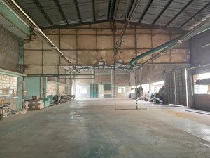 bán gấp xưởng ngoài kcn tại uyên hưng, tân uyên mặt tiền đường tỉnh giá siêu tốt