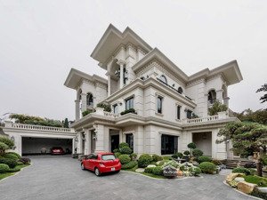 bán biệt thự phạm phú tiết, chỉ thua vua chúa mỗi cái vương miệng! - dts 500m2, ngang 10m