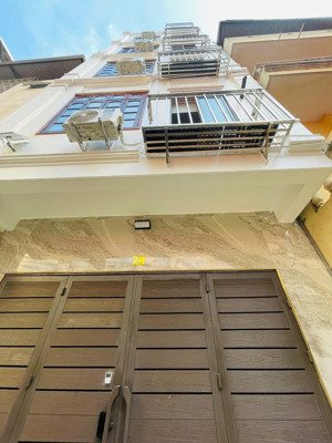 chính chủ bán mảnh đất lô góc ở huỳnh thúc kháng 195m2 - cách phố 30m - ngõ ba gác thông tứ tung.