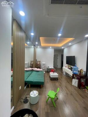 Chủ gửi bán căn góc tầng đẹp tại AQH Riverside 65m2 3pn2wc giá 4,2 tỷ.