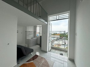 trống phòng có gác ban công riêng thạnh lộc, quận 12