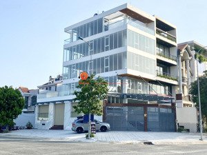 nhà nguyên căn trần não trung tâm quận 2 vị trí nâng tầm thương hiệu hầm 7 tầng nổi 1000m2, 2500m2