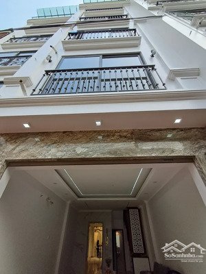 bán nhà quan hoa-trung tâm cầu giấy-nhà xây 6 tầng-dt 45m -vị trí đẹp-nội thất đầy đủ-nhỉnh12 tỷ