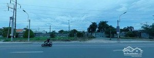 giá đầu tư! cần bán mặt tiền ql1a, dt: 80,2x190m, cn: 15.200m2 (1.5ha), giá: 95 tỷ/tl (6tr/m2)