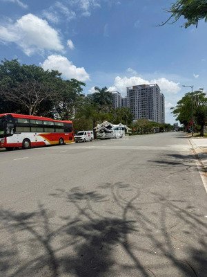 bán đất nền sổ hồng giá nhỉnh 6 tỷ, 5x18m=90m2, kdc phong phú 4 - khang điền bình chánh