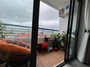 chính chủ cần bán căn hộ chung cư 312 lạc long quân, quận 11.