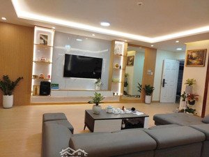 bán căn hộ seaview khu đô thị chí linh 3 phòng ngủ, full nội thất, 137m2, sổ hồng lâu