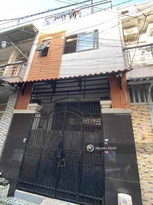 bán nhà hẻm 413 lê văn quới, dt: 4,1m x 10m, trệt 1 lầu sân thượng, giá 4,55 tỷ tl. hẻm xe hơi