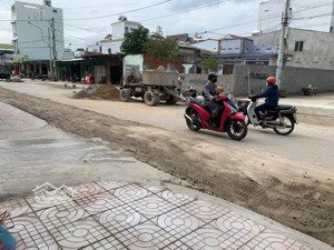 lô đất vip 2 mặt tièn trung tâm tp cam ranh