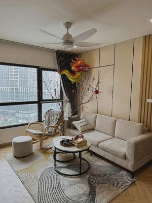 chính chủ chuyển đổi lên ch 3pn, bán ch 2pn - 2wc tại toà samsora 105, giá thoả thuận