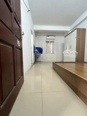nhà 6 tầng ngõ 144 quan nhân giá 1,8tr đến 4,7tr