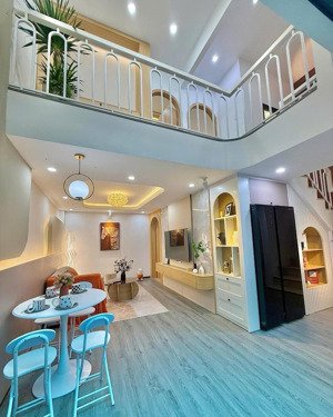 ngôi nhà cổ tích trong mơ là đây, bỏ hơn 3tỷ trở thành hoàng tử công chúa cho các bé ạ