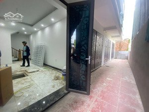 cực rẻ. bán nhà hoa thám la phù, 1km ra lê trọng tấn, dt 33m2, 5 tầng, pháp lý chuẩn. giá 4.1 tỷ