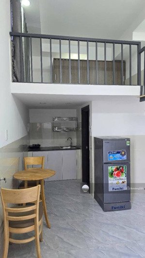 chdv mặt tiền đ.hàng tre, lê văn việt quận 9 chỉ 22. tỷ 169m2 4 tầng 23 phòng vị trí vàng