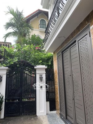 bán gấp nhà 5 tầng vạn phúc giáp galaxy, ngõ nông, sạch đẹp, 35m2 chỉ hơn 6 tỷ không có căn thứ 2.