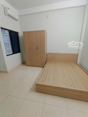 nhà trọ 8 tầng ngõ 1008 đường láng