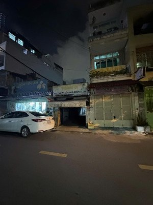 cần bán gấp dãy trọ có 5 phòng - công viên làng hoa - 105 m2, lê văn thọ