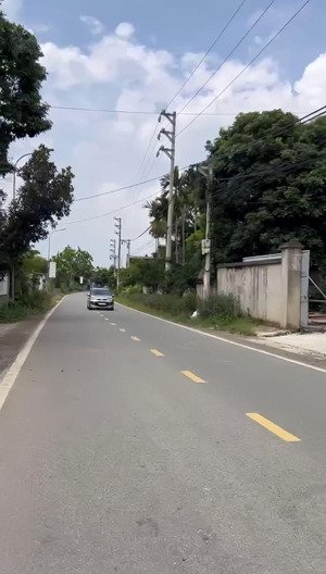 cho thuê kho đẹp tại xã quyet tien - vân côn- quốc oai.diện tích 300m2, cao 6m