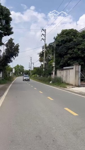 cho thuê kho đẹp tại xã phú mãn- quốc oai
- diện tích đất 910m2