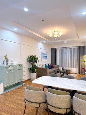 bán gấp căn góc times city - 3pn, view quảng trường nhạc nước, giá 9,3 tỷ full nội thất