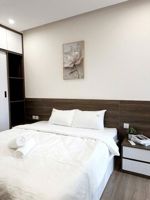 cần bán căn studio 28,9 m2 masterise water front vinhomes ocean park 1 giá 1.x tỷ lh 