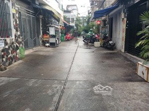 góc 2 mặt tiền phạm văn hai 4 tầng sân thượng, 12 phòng chdv thu 38tr/th, chỉ 15 tỷ