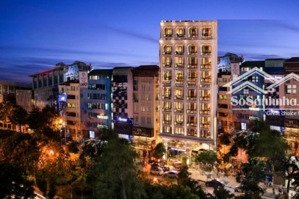 khách sạn 3* sân bay , gồm 50 phòng , 12m x 30m ,1 hầm 8 tầng ,thu nhập 12 tỷ/ năm ,giá bán 128 tỷ