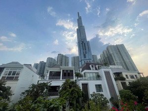 biệt thự đơn lập vinhomes central park 300m² view landmark 81, full nội thất, sổ hồng lâu dài