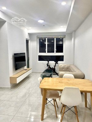 felisa riverside căn 51m2 2 phòng ngủ nội thất cơ bản đầy đủ giá ngộp 100 triệu so với thị trường.
