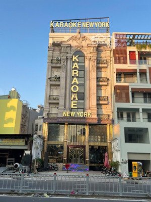 bán tòa nhà siêu mặt tiền đại lộ dương quảng hàm q. gò vấp-dt: 12x50m hầm 8 lầu 2642m2 sàn-115 tỷ